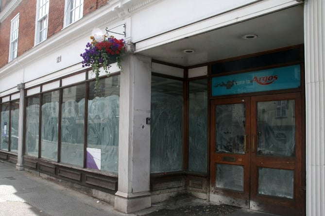 Megan’s has pushed back its opening date in the former Argos shop