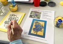 Art and memory workshop forhome’s residents