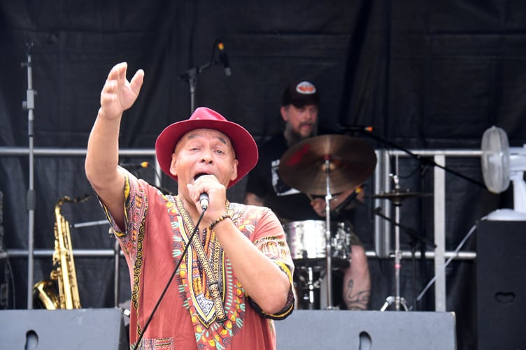 Taffy Was a Thief on the Newland Street stage