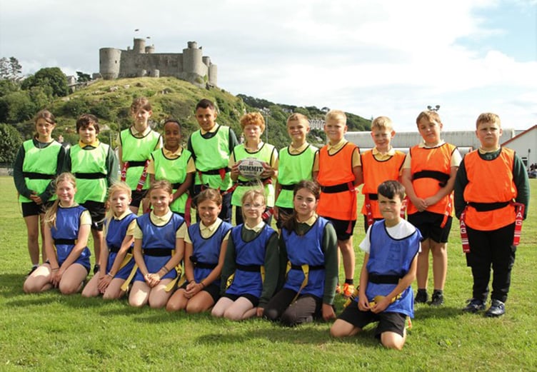 All Ysgol Y Traeth, Bermo teams