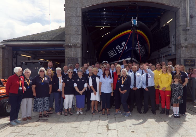 The RNLI team at St Ives