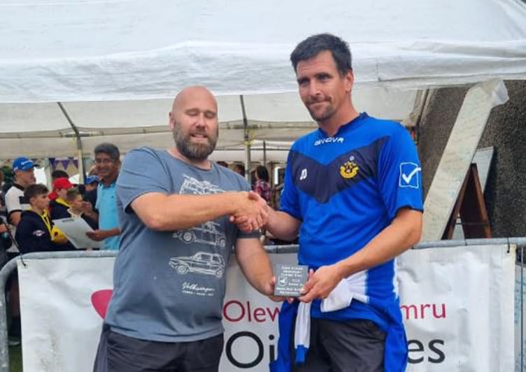 Morgan & Davies batting award - Jamie Davies, Y Felin