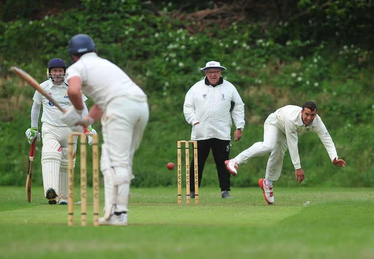 Devon Cricket League C Division East. Teignmouth and Shaldon versus Shobrooke Park