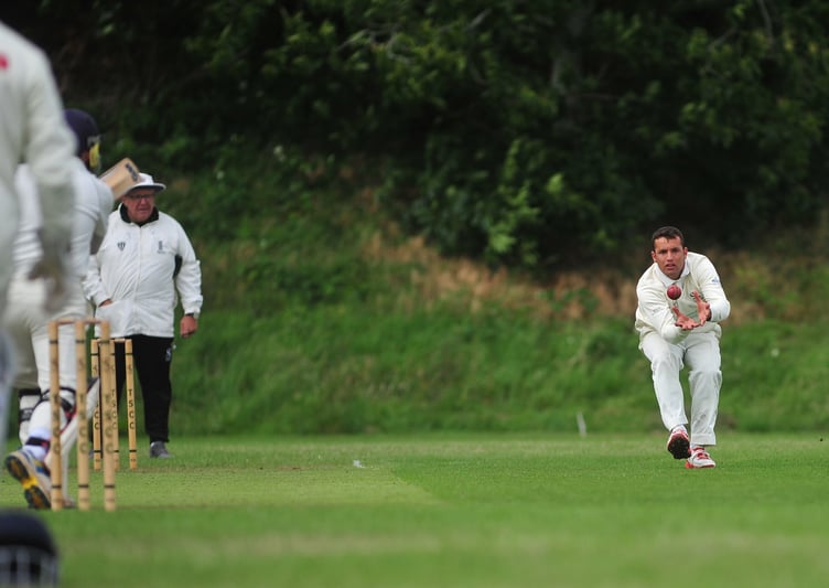 Devon Cricket League C Division East. Teignmouth and Shaldon versus Shobrooke Park