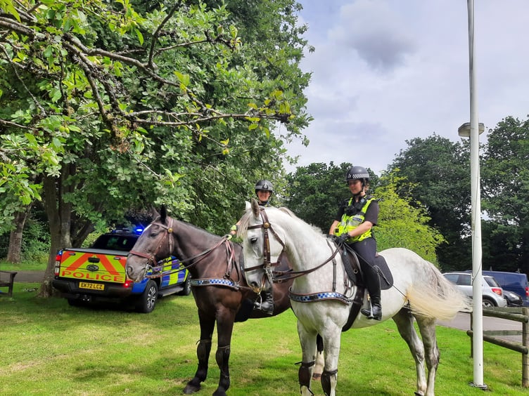 Mounted police visit Dulverton