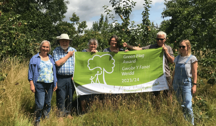 Laurie Jones Community Orchard receive recognition