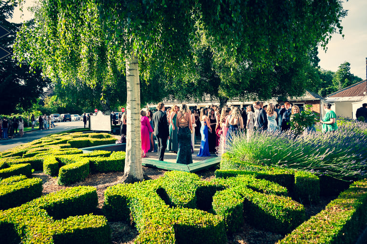 Images from the QE School Year 11 Summer Ball.