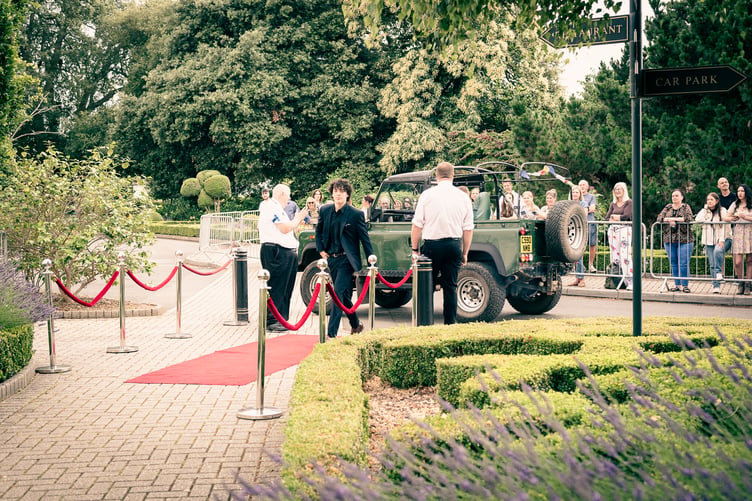 Images from the QE School Year 11 Summer Ball.