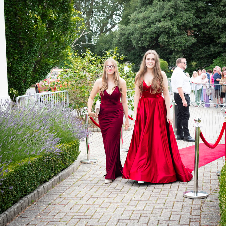 Images from the QE School Year 11 Summer Ball.