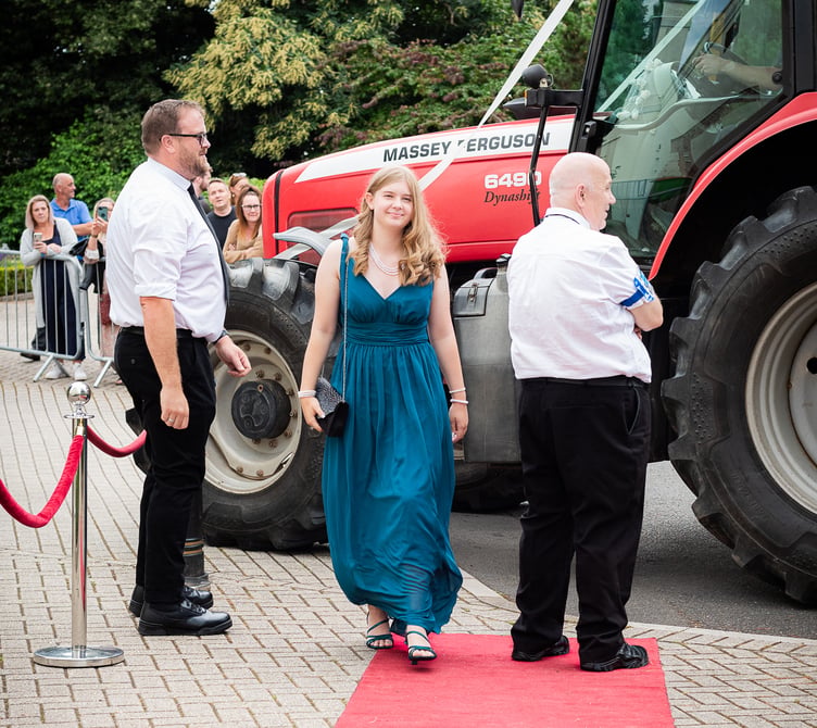 Images from the QE School Year 11 Summer Ball.