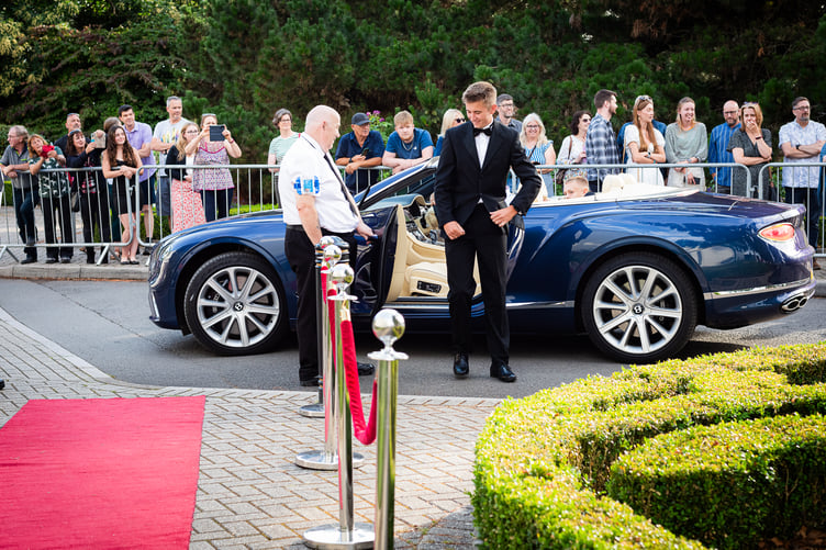 Images from the QE School Year 11 Summer Ball.