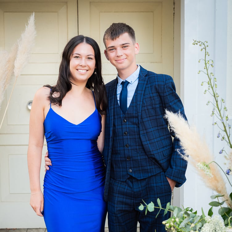 Images from the QE School Year 11 Summer Ball.