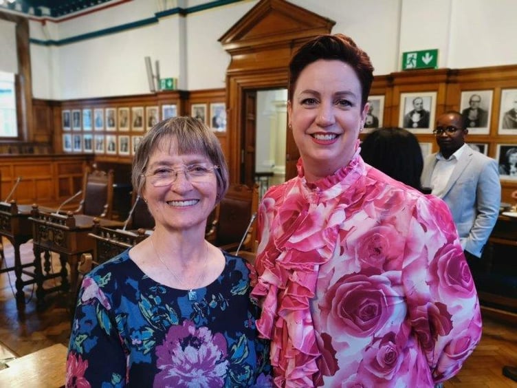 June Whiteman (IOM Chapter of SA Chamber of Commerce UK) and Yolande Booysen (Standard Bank)