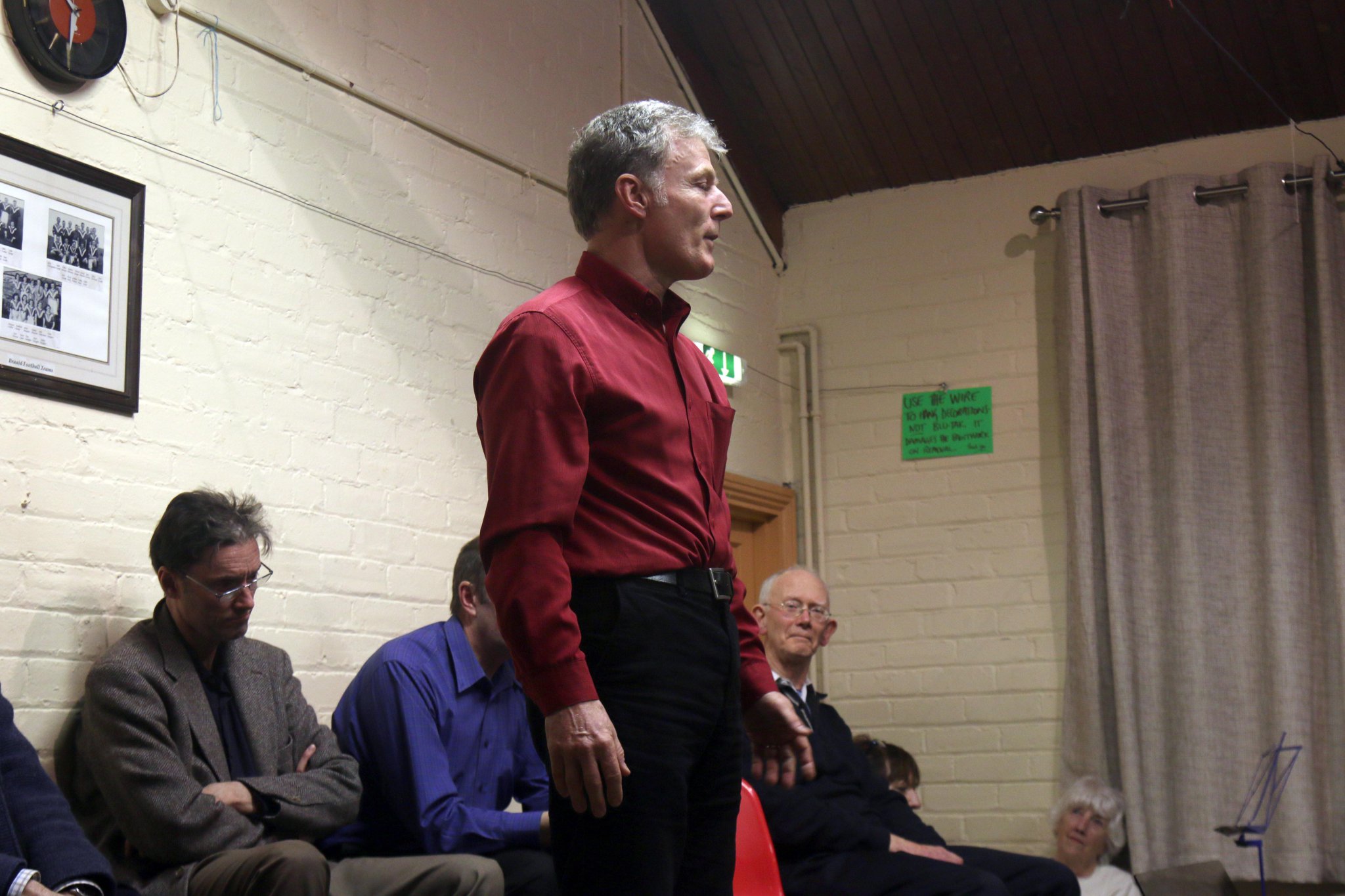 Braaid Eisteddfod Braaid Hall Braaid.
Courtney Heading recites poetry.