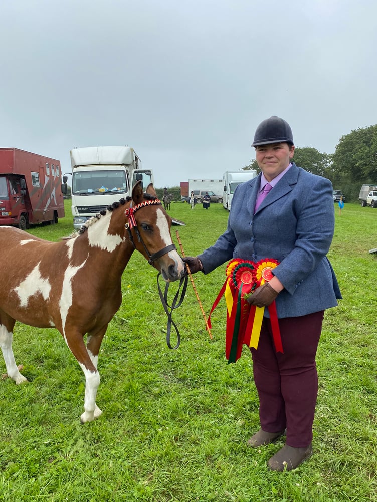 Kathleen Harris from St Clether won the show pony breeding championship with Puzzle Tree Pride & Prejudice. Kathleen was “over the moon” as it was her first season showing the yearling