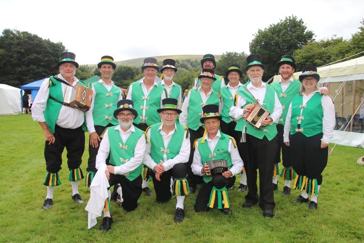 Exeter Morris.  AQ 2020