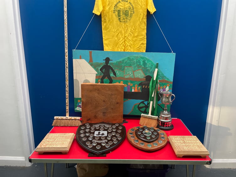 The trophies waiting to be won.  AQ 4092
