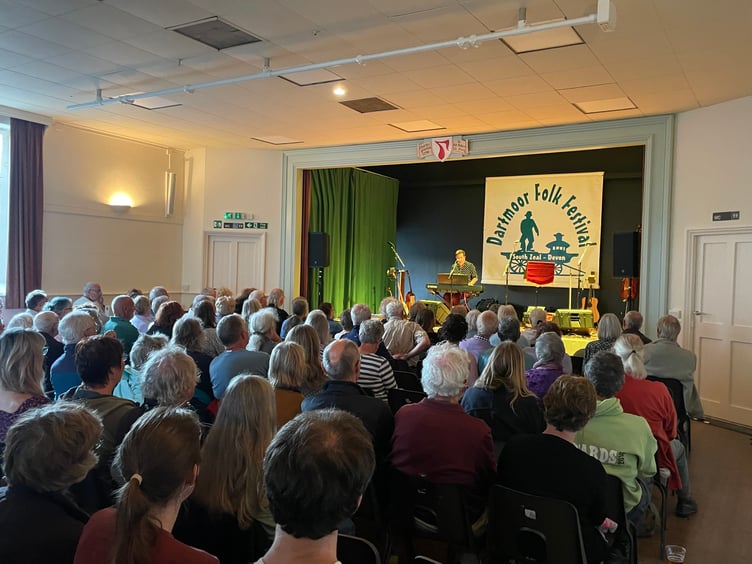 Jim Causley on stage.  AQ 4105