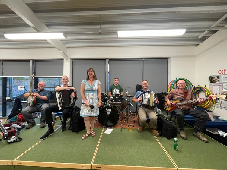 The Dartmoor Pixie Band.  AQ 4120