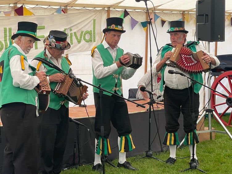 Exeter Morris musicians.  AQ 4230
