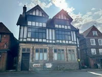 Banking "disgrace" in Haslemere soon to be fixed with new banking hub