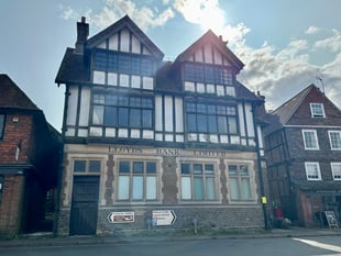 Banking "disgrace" in Haslemere soon to be fixed with new banking hub