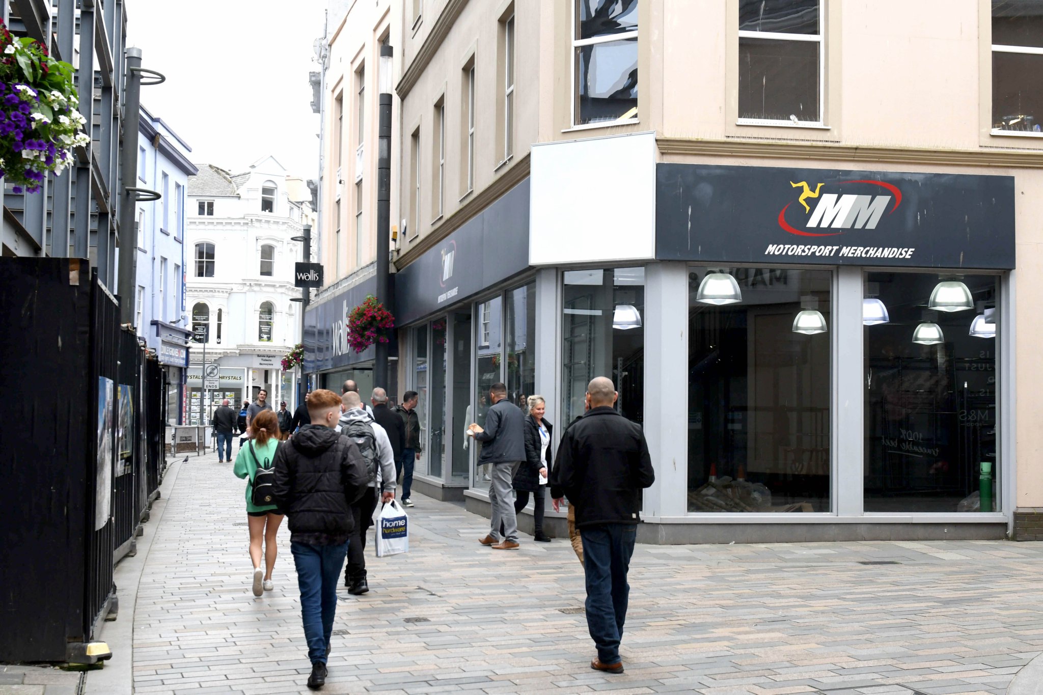 Hospice’s new shop will be in the premises vacated by Motorsport Merchandise