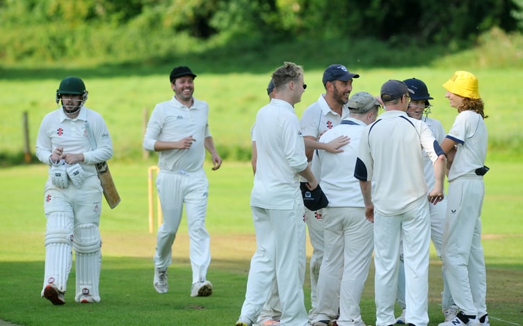 Devon Cricket League League D Division West. Kenn versus Hatherleigh.