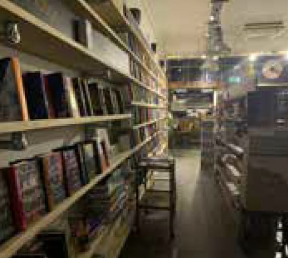 <p>Goldfinch Books</p>