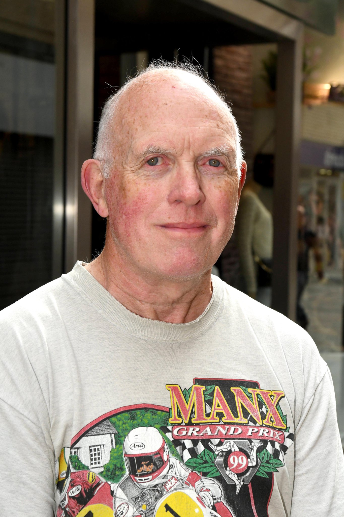 Public opinions on pubs - Peter Howland (Cronk y Voddy)