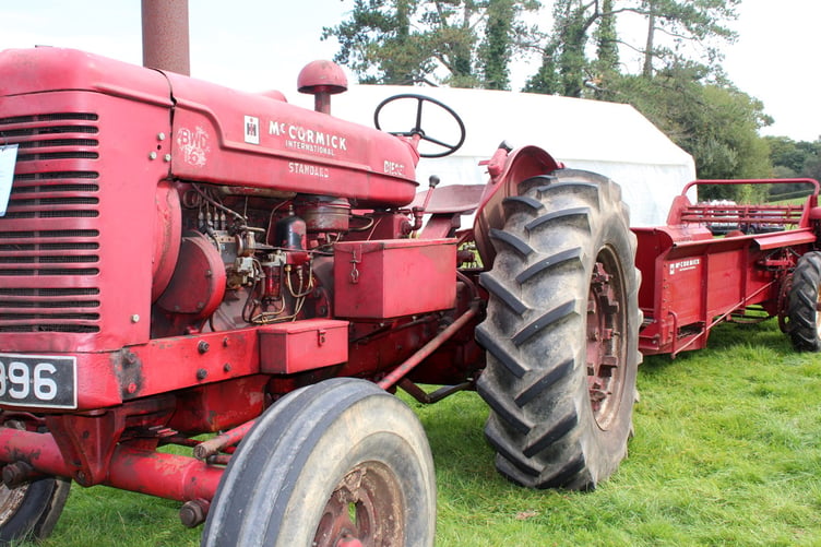 Richard Dunning, Drewsteignton, still regularly uses this 1957 McCormick International Super BWD 6 on his farm, the dung spreader is an International Harvester, the largest IH made, B28-30 2.5 ton capacity. SR 8914
