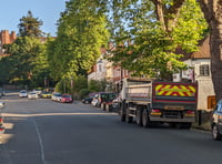 <p>An HGV is caught flouting Farnham's HGV weight restriction in Castle Street</p>