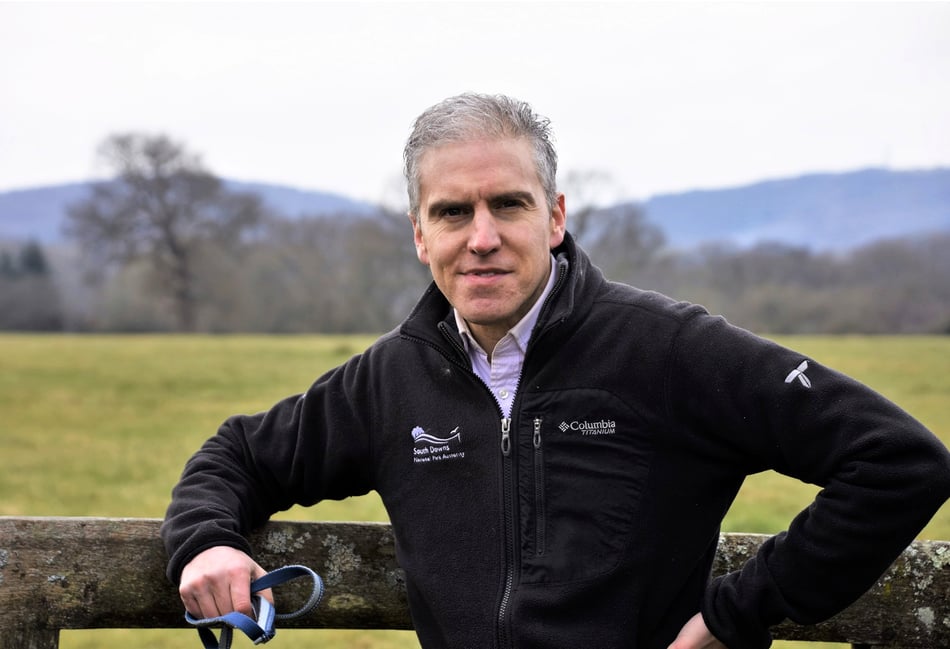 <p>Russell Oppenheimer is stepping down from his role as Hampshire county councillor for Petersfield Hangers.</p>