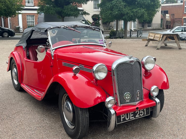One of the vintage cars which was greatly admired. AQ 7608
