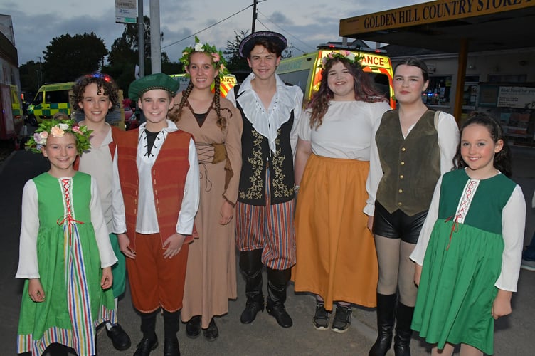 Wellington Pantomime Society's Robin Hood and Babes in The Wood.