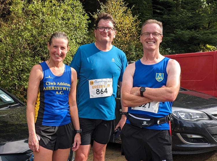 Louise Barker, Stephen King and Toby Driver at the Coed y Brenin Winter Trail