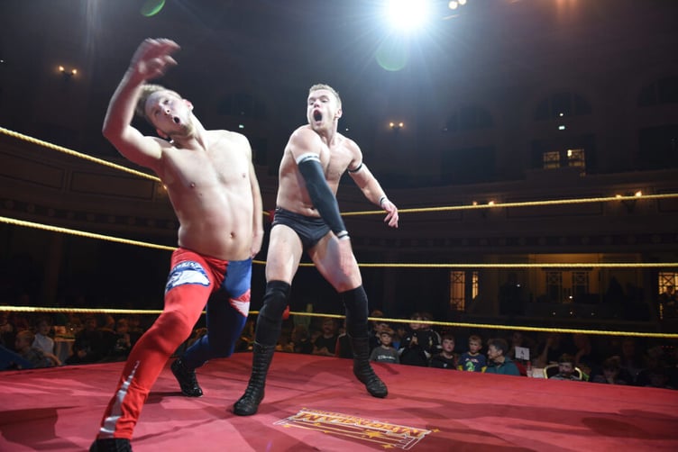 Megaslam Wrestling in the Villa Marina