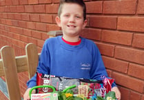 Children win books and prizes for completing Summer Reading Challenge at Crediton Library
