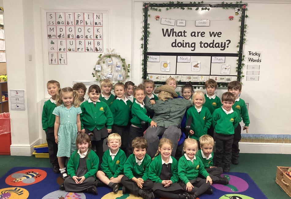 <p>There’s a plot afoot at Beacon Hill School where the Year R class made and posed with Guy before he faces the flames on November 4</p>