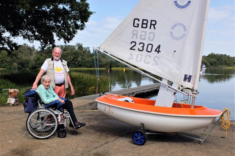 Julian Behmber and his wife, Joy, with 2Js