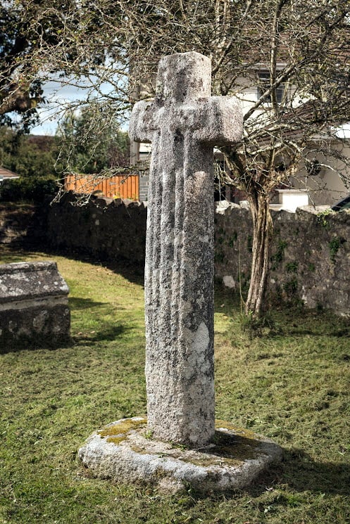 Heritage at Risk 2023.St Cleer's Well and Cross, Well Lane, St Cleer, Cornwall.Medieval wayside cross, view from the south-west.