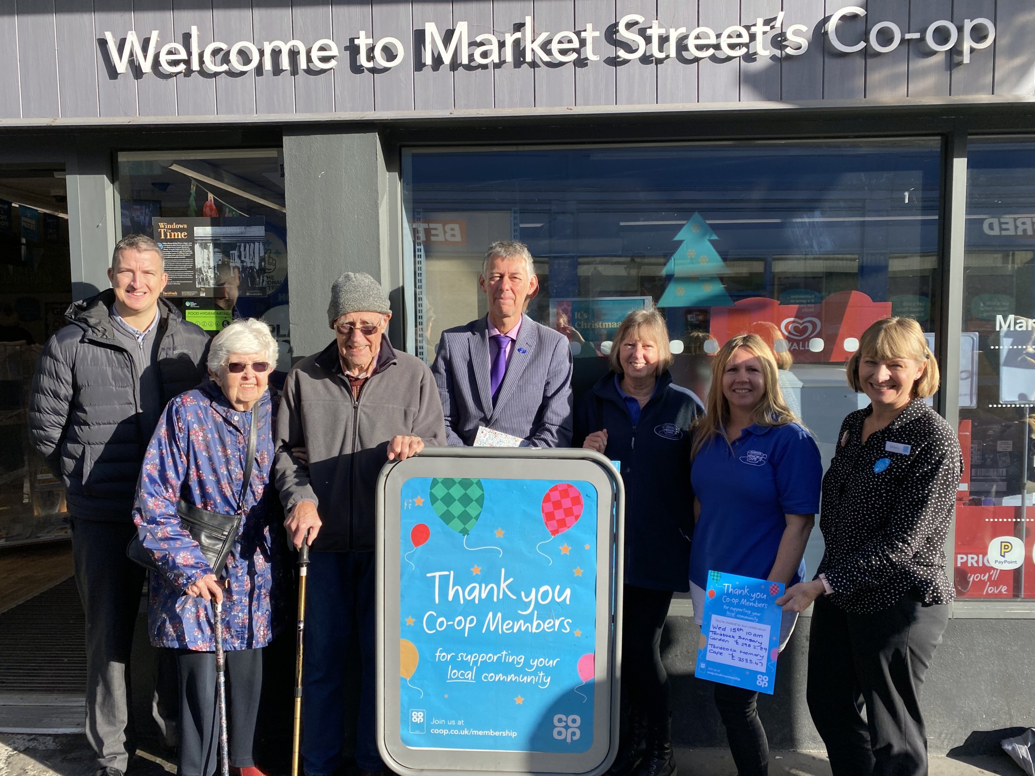 Co-op donation to Tavistopck memory Cafe