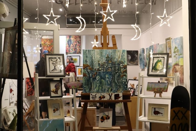 New pop-up gallery for local, affordable art opens in Haslemere