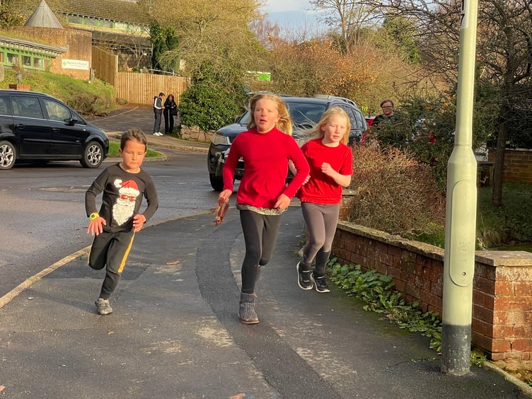 Children taking part in the Landscore Santa-thon. AQ 1695
