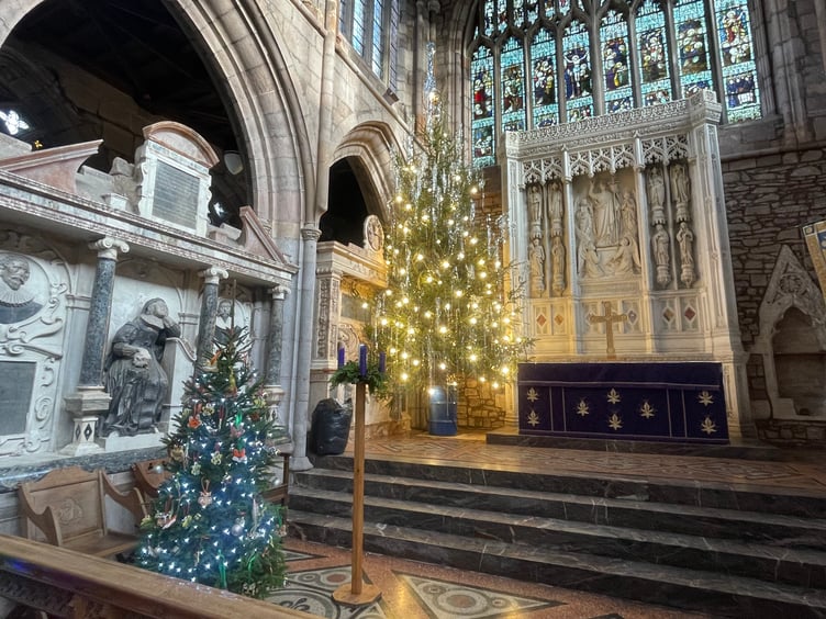 The tree by the High Altar. AQ 1484