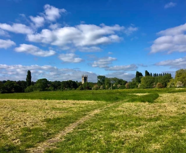 Farnham through your eyes on 'Picture This'