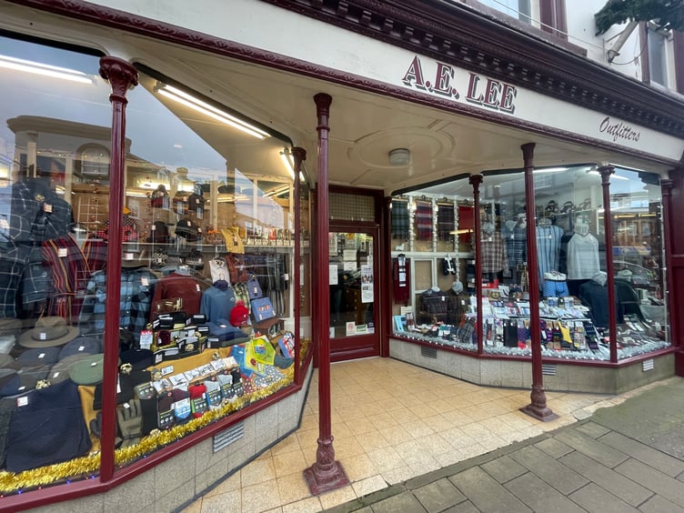 The window at A E Lee (Outfitters). AQ 2422