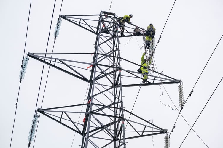Pylon power cut
