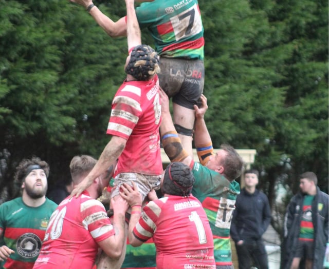 Riversiders beat crabs in a tough local derby game