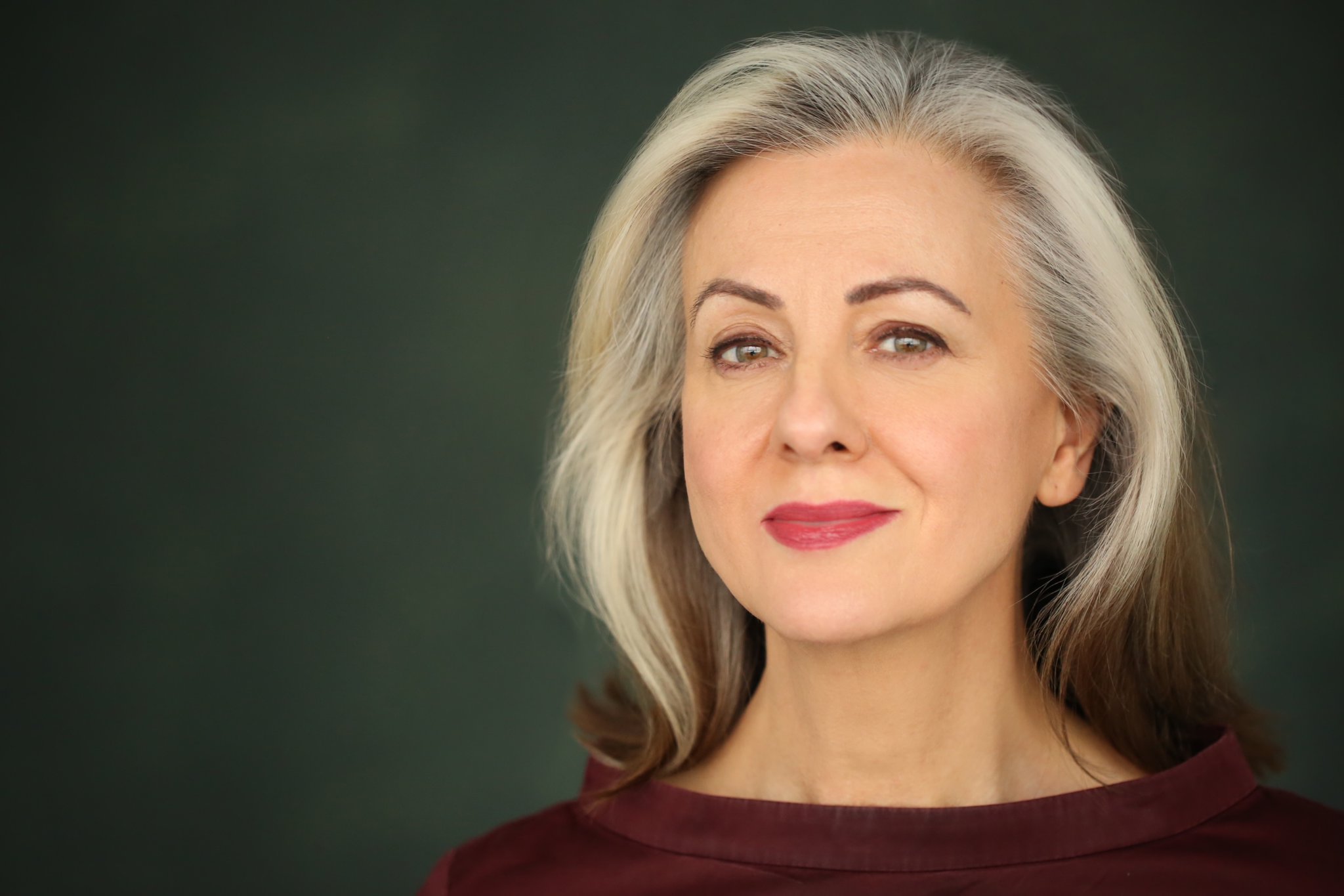 Soprano Rebecca Caine